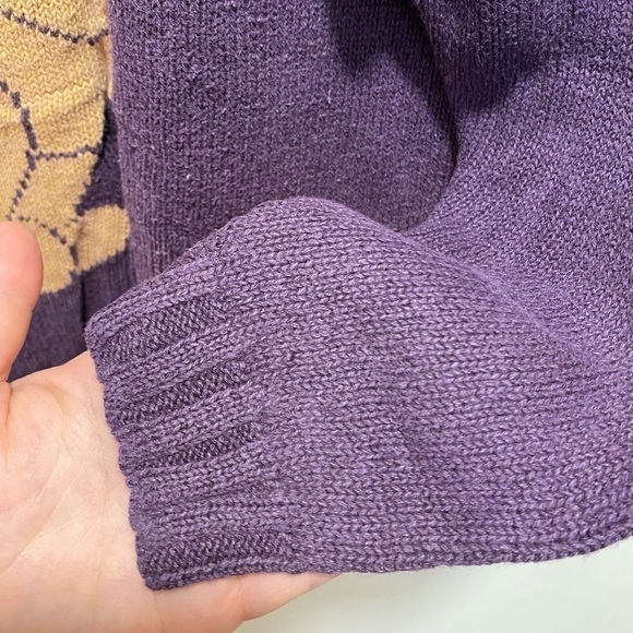 Rare VTG DISNEY Winnie the Pooh Autumn Leaves Scarf Knit Sweater 90s Purple - Picture 3 of 4